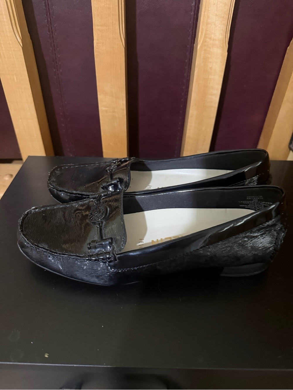 Anne Klein iFlex Hadler Black Loafers Lion Hardware - Size 8 - Picture 4 of 6